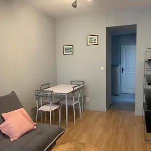 https://le-val-fleuri.hotels-rhonealpes.com